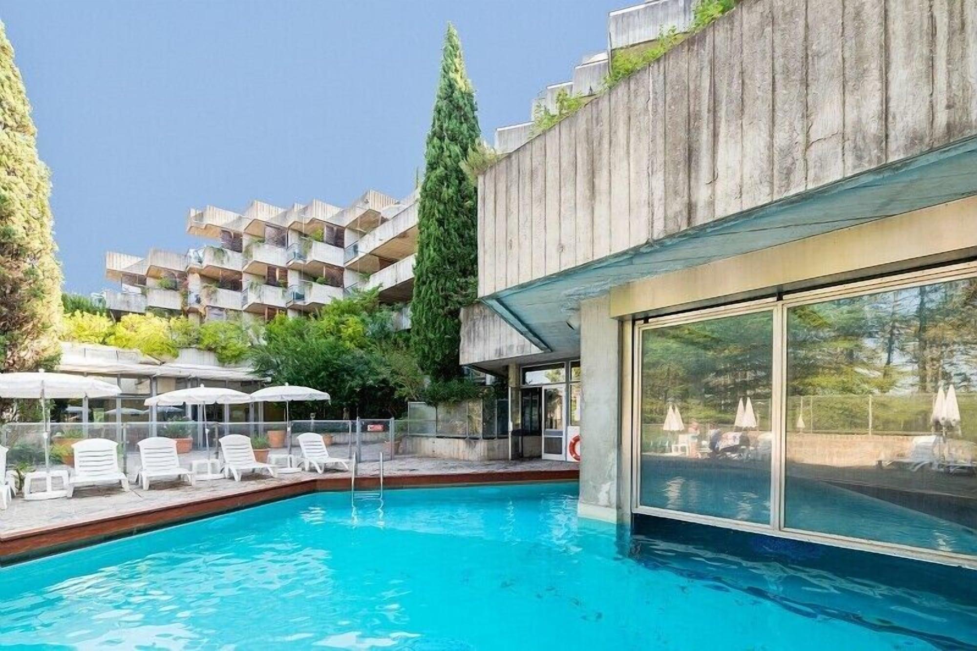 Sowell Hotels Ardeche Grospierres Eksteriør bilde